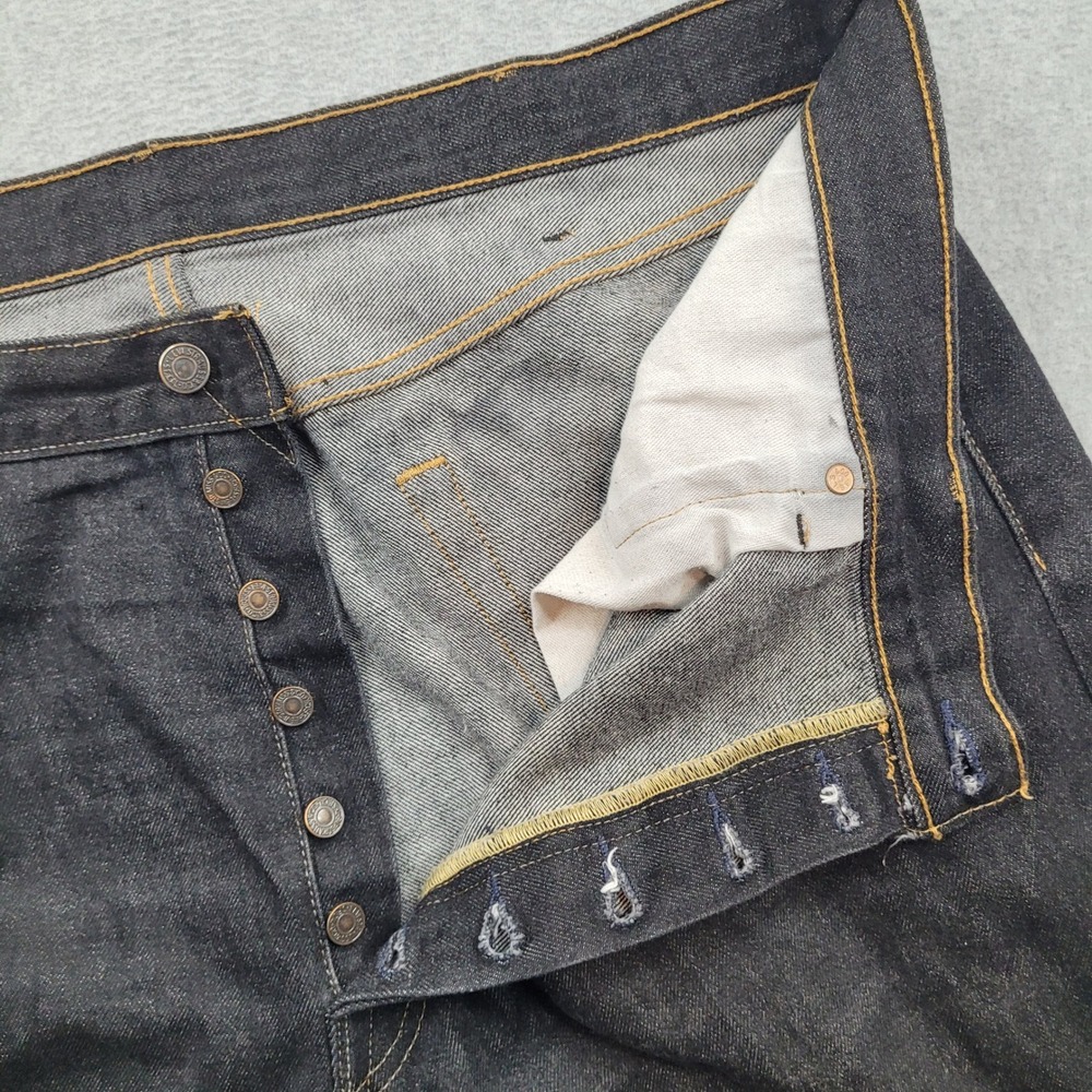 Levi's 501 Original Fit Jeans Mens 42x32 Dark Wash Blue Button Fly Straight Leg - Picture 4 of 9